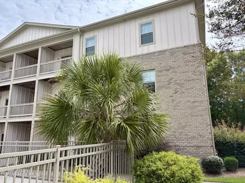 123 Covil Ave UNIT 201, Wilmington, NC 28403