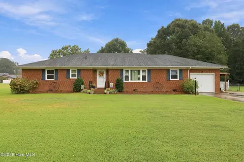 620 Forest Park Rd, Elizabeth City, NC 27909