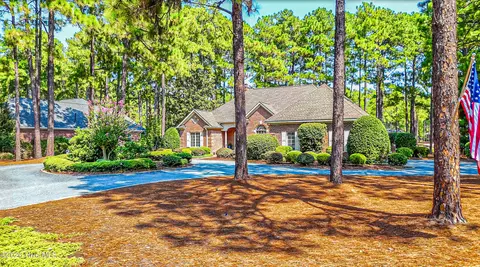 Exterior - 65 Abbottsford Dr, Pinehurst, NC 28374 photo 8 of 11