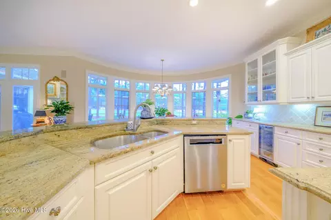 Kitchen - 65 Abbottsford Dr, Pinehurst, NC 28374 photo 4 of 6