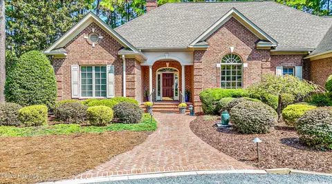 Exterior - 65 Abbottsford Dr, Pinehurst, NC 28374 photo 9 of 11