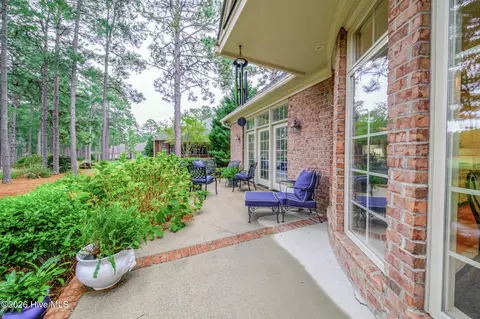 Exterior - 65 Abbottsford Dr, Pinehurst, NC 28374 photo 5 of 11