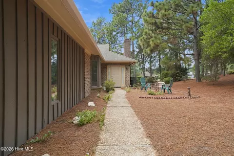 Exterior - 140 Safford Dr, Pinehurst, NC 28374 photo 3 of 15