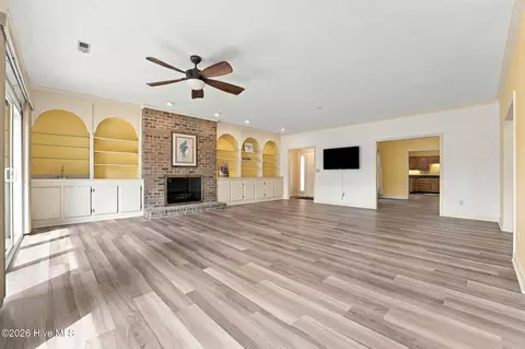 Living - 140 Safford Dr, Pinehurst, NC 28374 photo 4 of 6