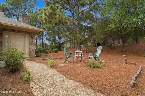 Exterior - 140 Safford Dr, Pinehurst, NC 28374 photo 6 of 15