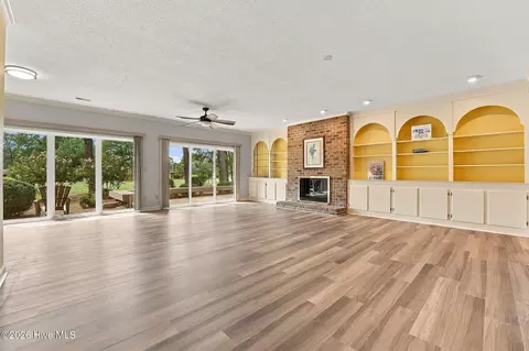 Living - 140 Safford Dr, Pinehurst, NC 28374 photo 2 of 6