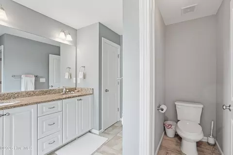 Bath - 1001 Glenhaven Dr, Evans, GA 30809 photo 4 of 6