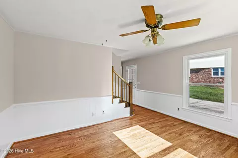 Living - 233 Chatham Rd, Augusta, GA 30907 photo 2 of 8
