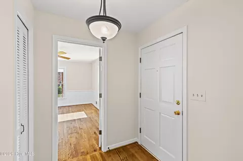 Entry Way - 233 Chatham Rd, Augusta, GA 30907 photo 2 of 2