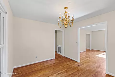 Dining - 233 Chatham Rd, Augusta, GA 30907 photo 4 of 5
