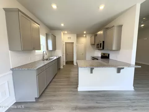 Kitchen - 2105 Sandbrook Loop, Leland, NC 28451 photo 1 of 3