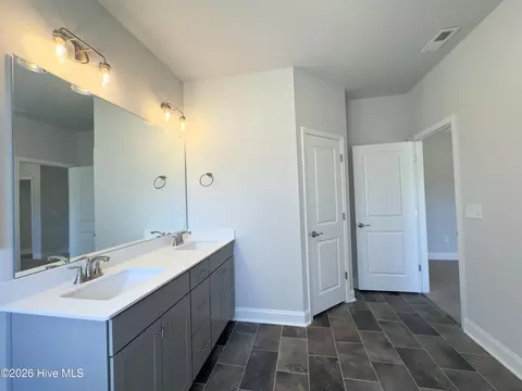 Bath - 2105 Sandbrook Loop, Leland, NC 28451 photo 3 of 4