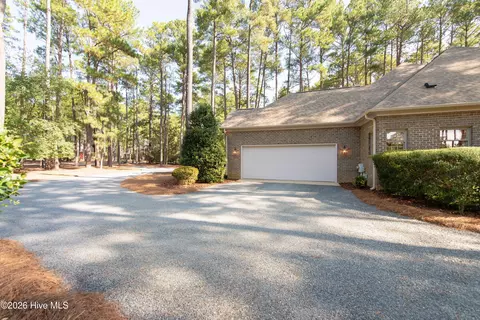 Exterior - 29 Abbottsford Dr, Pinehurst, NC 28374 photo 10 of 21