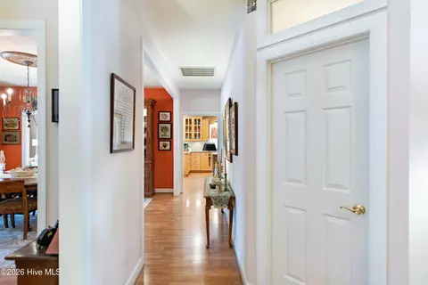 Entry Way - 29 Abbottsford Dr, Pinehurst, NC 28374 photo 3 of 5