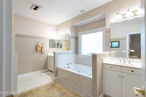 Bath - 29 Abbottsford Dr, Pinehurst, NC 28374 photo 2 of 6