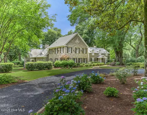 1680 Midland Rd, Southern Pines, NC 28387