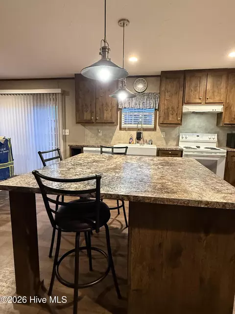 Kitchen - 910 Mccaskill Dr, Kinston, NC 28501 photo 1 of 6