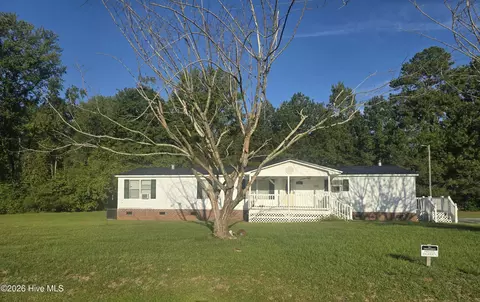 416 Grimes Singletary Rd, Tar Heel, NC 28392