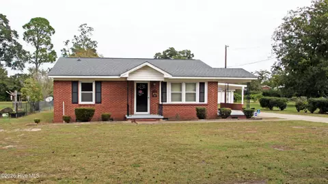 604 W Boundary St, La Grange, NC 28551