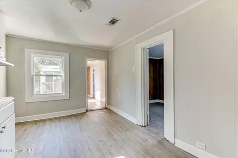 Entry Way - 2007 Clark St, Augusta, GA 30904 photo 3 of 4