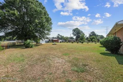 Exterior - 1719 Lipscomb Rd E, Wilson, NC 27893 photo 4 of 5