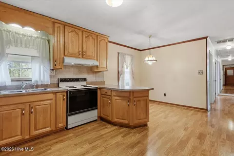 Kitchen - 1719 Lipscomb Rd E, Wilson, NC 27893 photo 3 of 5