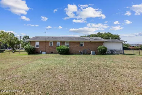 Exterior - 1719 Lipscomb Rd E, Wilson, NC 27893 photo 1 of 5