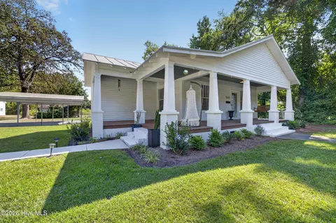 3301 Dickinson Ave, Greenville, NC 27834