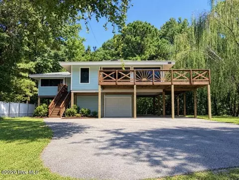 670 W Firetower Rd, Swansboro, NC 28584
