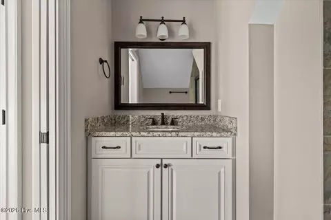 Bath - 102 Gilbert Ct, Pinehurst, NC 28374 photo 7 of 9