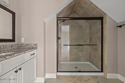 Bath - 102 Gilbert Ct, Pinehurst, NC 28374 photo 6 of 9