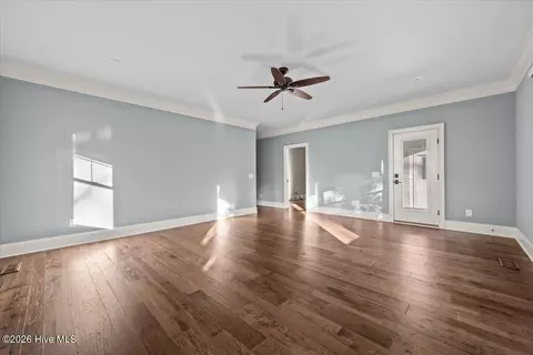 Living - 102 Gilbert Ct, Pinehurst, NC 28374 photo 6 of 6