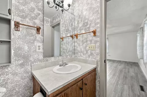 Bath - 367 Second St, Ayden, NC 28513 photo 3 of 3