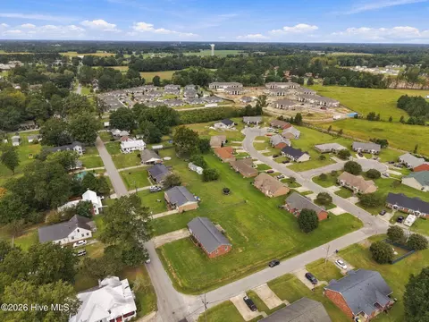 View/Area - 367 Second St, Ayden, NC 28513 photo 7 of 7