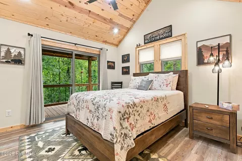 Bedroom - 29 Copper Fox Cor, Murphy, NC 28906 photo 1 of 5