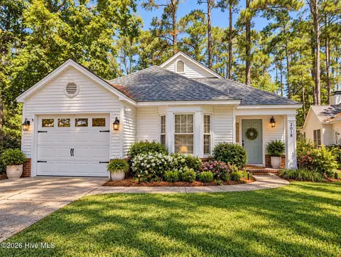 2018 Fairways West Dr, New Bern, NC 28562