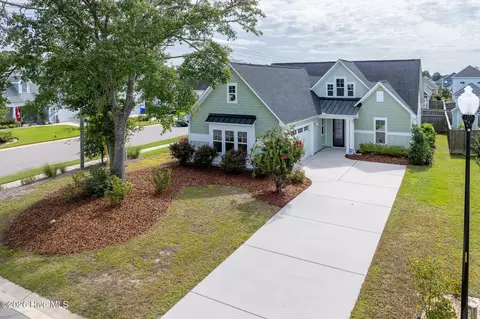 Exterior - 13 Meon Ln, Hampstead, NC 28443 photo 6 of 11