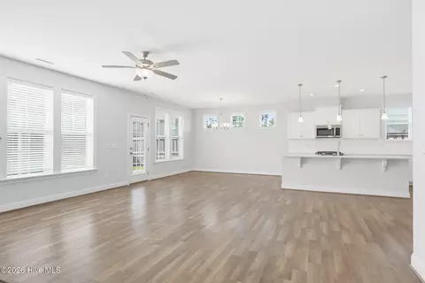 Living - 13 Meon Ln, Hampstead, NC 28443 photo 3 of 6