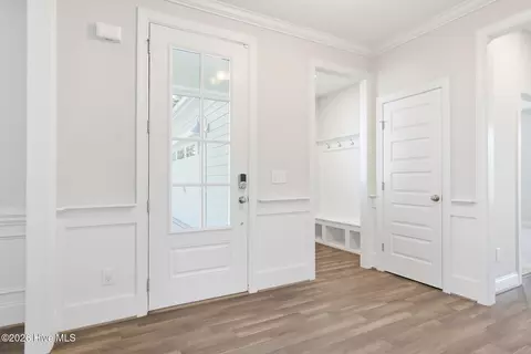 Entry Way - 13 Meon Ln, Hampstead, NC 28443 photo 2 of 2