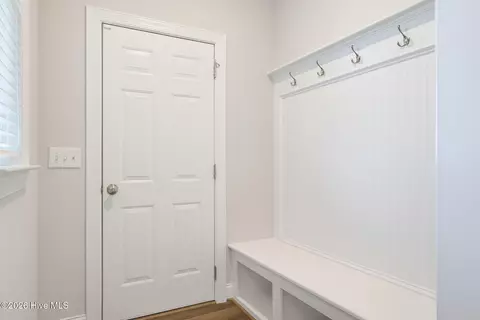 Entry Way - 13 Meon Ln, Hampstead, NC 28443 photo 1 of 2