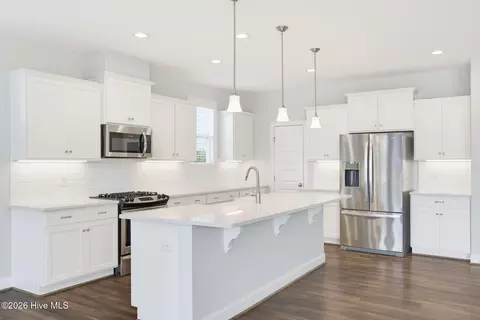 Kitchen - 13 Meon Ln, Hampstead, NC 28443 photo 1 of 6
