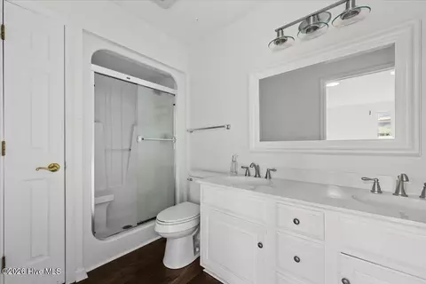 Bath - 345 Pinehurst Trace Dr, Pinehurst, NC 28374 photo 2 of 2