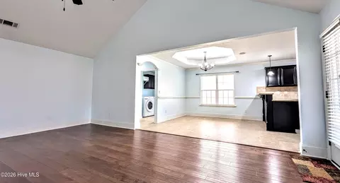 Living - 3269 Windwood St, Evans, GA 30809 photo 8 of 12