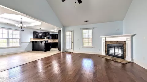 Living - 3269 Windwood St, Evans, GA 30809 photo 1 of 12