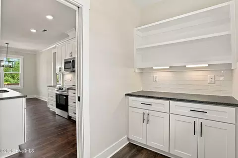 Entry Way - 5570 Martys Ct, Bailey, NC 27807 photo 2 of 3