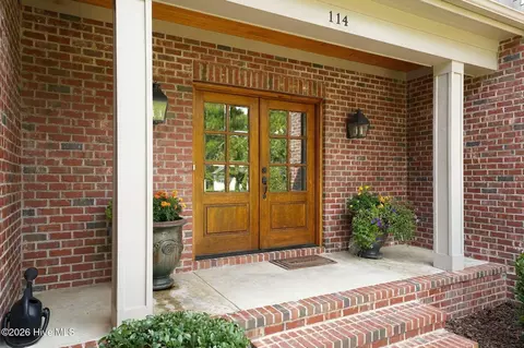Exterior - 114 Chanticleer Dr, Pinehurst, NC 28374 photo 5 of 16