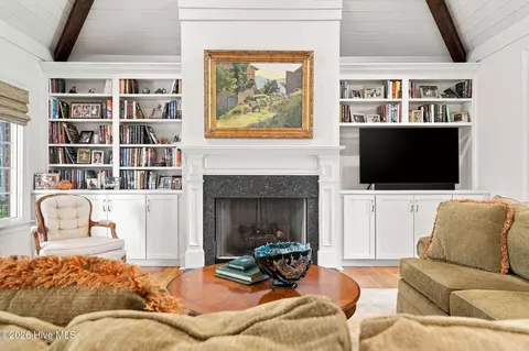 Living - 114 Chanticleer Dr, Pinehurst, NC 28374 photo 3 of 5