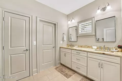 Bath - 114 Chanticleer Dr, Pinehurst, NC 28374 photo 2 of 4