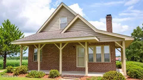 2127 Jim Taylor Rd, Stokes, NC 27884
