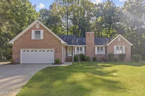 111 Antler Ln, New Bern, NC 28562